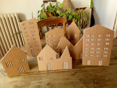 Décor carton "L'arbre"