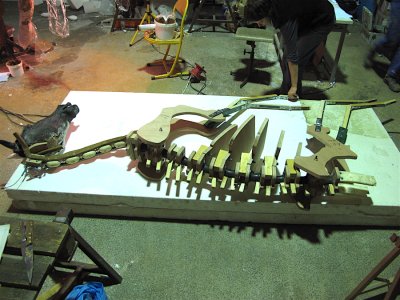 montage structure squelette cheval pendu